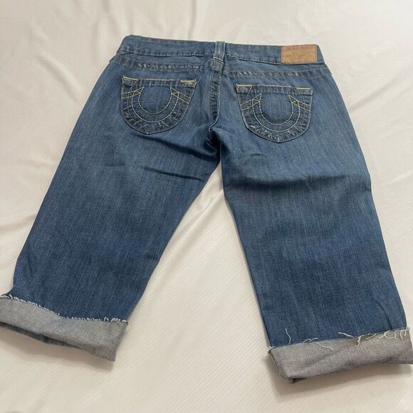 True Religion Destroyed Cut Off Y2K Denim Capri Cropped Shorts Size 28 - Picture 9 of 10